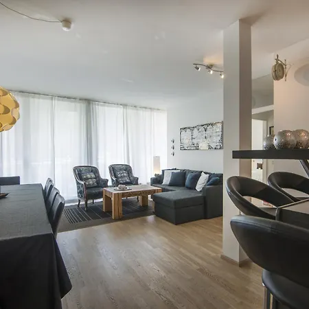 Ferienhaus Spacious With Mountain View