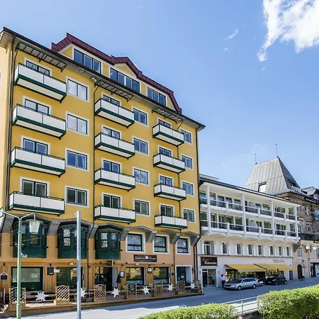Spacious With Mountain View Ferienhaus Bad Gastein